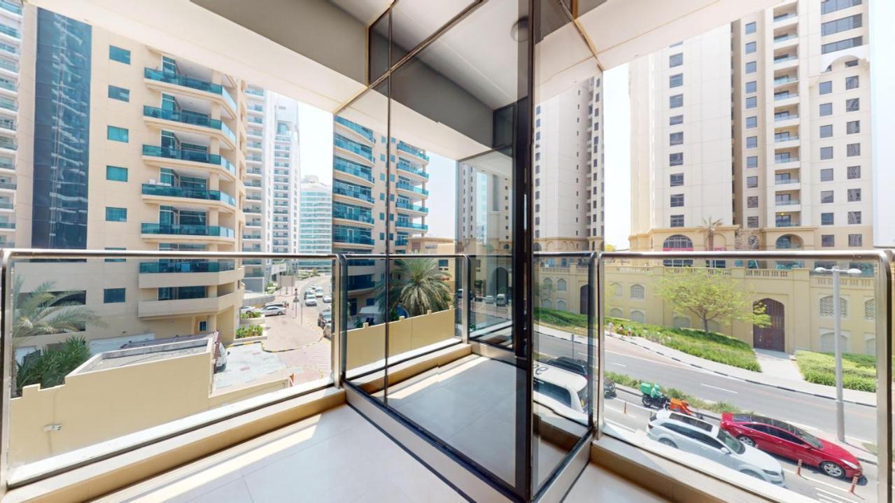 Sparkle Tower 2 - Inviting One Bedroom Dubai Exterior photo